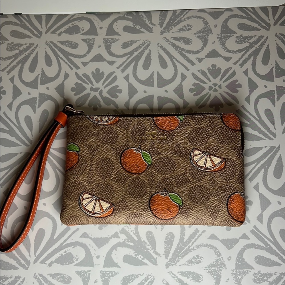 Coach Signature Canvas Citrus Print Wristlet | NWT | Orange Trim | Summer Resort - Picture 3 of 16
